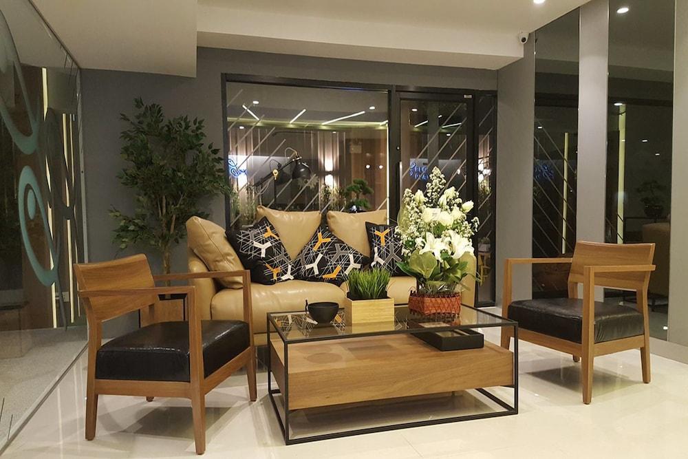 Ploen Place Residence Pattaya Bagian luar foto