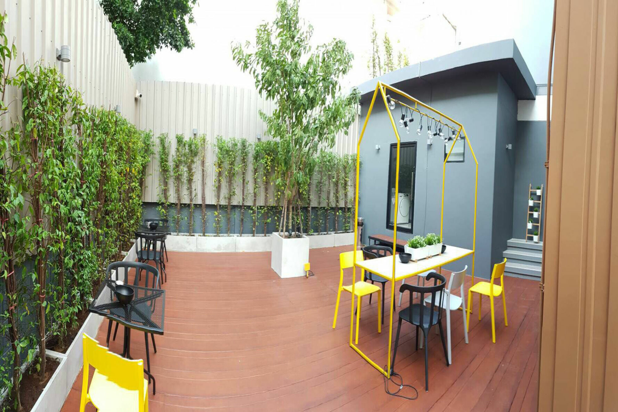 Ploen Place Residence Pattaya Bagian luar foto